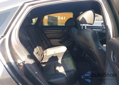 2019 Honda Accord Sport z USA, uszkodzony, nr VIN 1HGCV1F35KA142090